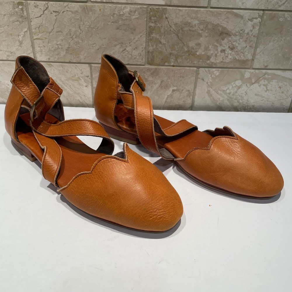 ELF Bali Leather Scalloped Ankle Strap Flats Cognac Tan Womens 6 Artisan Boho